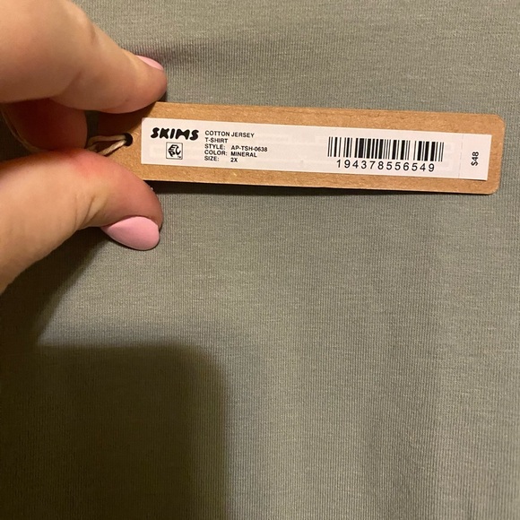 SKIMS Cotton Jersey Tee - Color Mineral - Picture 3 of 3